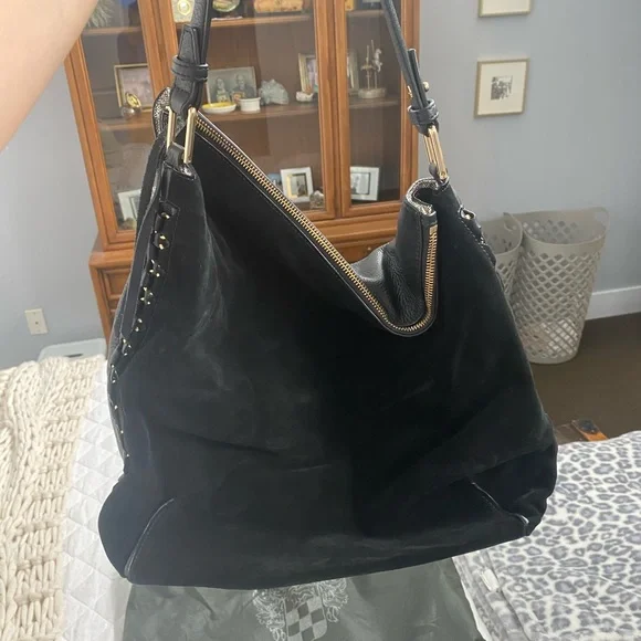 Vince Camuto | Bags | Black Leather And Suede Vince Camuto  Vince Camuto Black Leather Hobo Bag with Pouch main image 0